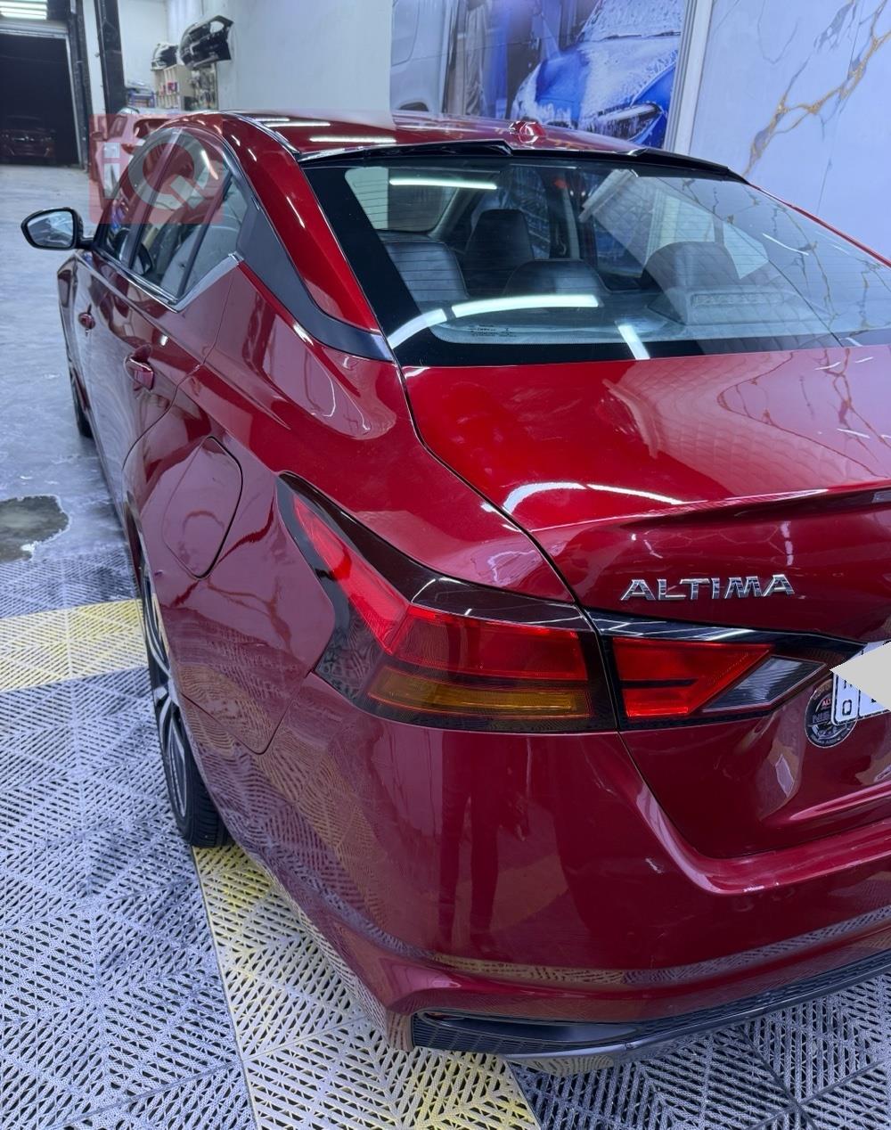 نيسان ألتيما